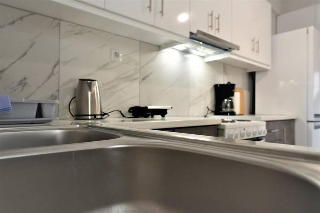Athens Central 3Bd Apartment Next To Metro Luxury Ngoại thất bức ảnh